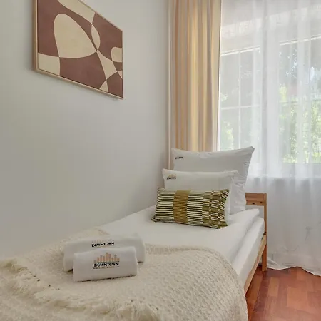 Ogarna Main Old Town By Downtown Apartamento
